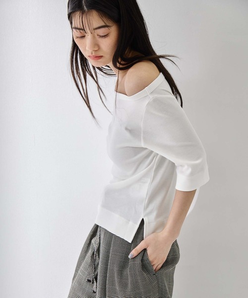 STUDIOUS(ステュディオス)の「【STUDIOUS/ステュディオス】Luxury Cotton Boat Neck Tee/ラグジュアリーコットンボートネックT(Tシャツ/カットソー・レディース・ホワイト/ブラック/ネイビー/レッド・FREE)」の19枚目の写真