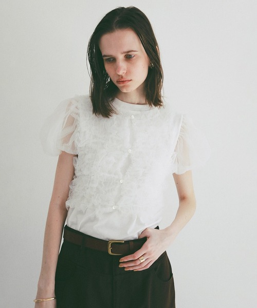 CLANE(クラネ)の「TULLE VEST LAYERED TOPS(Tシャツ/カットソー・レディース・ホワイト/ブラック/ブルー・1/2)」の4枚目の写真