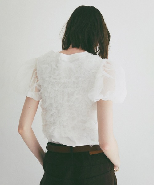CLANE(クラネ)の「TULLE VEST LAYERED TOPS(Tシャツ/カットソー・レディース・ホワイト/ブラック/ブルー・1/2)」の7枚目の写真
