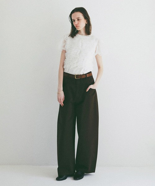CLANE(クラネ)の「TULLE VEST LAYERED TOPS(Tシャツ/カットソー・レディース・ホワイト/ブラック/ブルー・1/2)」の8枚目の写真