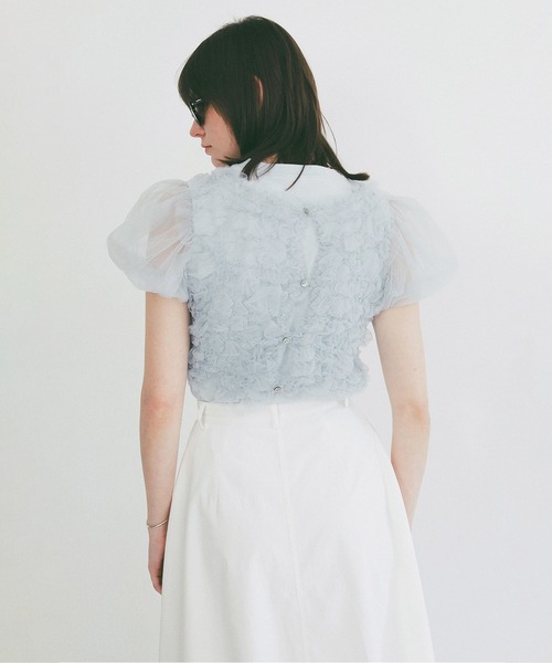 CLANE(クラネ)の「TULLE VEST LAYERED TOPS(Tシャツ/カットソー・レディース・ホワイト/ブラック/ブルー・1/2)」の18枚目の写真