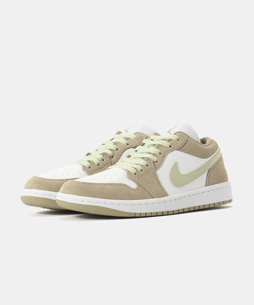 JORDAN BRAND(ジョーダンブランド)の「JORDAN BRAND WMNS AIR JORDAN 1 LOW DC0774-204(スニーカー・レディース・ベージュ・23cm/24cm/23.5cm/24.5cm/25cm)」の7枚目の写真