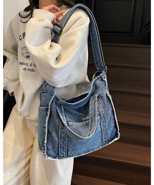 CHEER(チアー)の「ヴィンテージライク デニムショルダーバッグ 大容量 2way バッグ(トートバッグ・レディース・ブラック/ライトブルー/ダークブルー・FREE)」の17枚目の写真