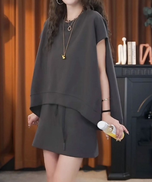 GLAMOROUS JANE(グラマラスジェーン)の「半袖トップス×スカパン 2点セット(セットアップ・レディース・グリーン/ブラック/チャコールグレー・FREE)」の3枚目の写真