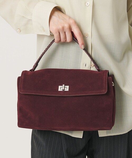 BEAUTY&YOUTH UNITED ARROWS(ビューティーアンドユースユナイテッドアローズ)の「ヒネリ ワンハンドル 2WAY ショルダーバッグ(ショルダーバッグ・レディース・ワインレッド/ブラック/ダークブラウン・FREE)」の3枚目の写真