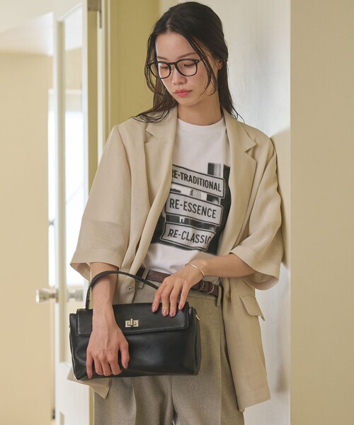 BEAUTY&YOUTH UNITED ARROWS(ビューティーアンドユースユナイテッドアローズ)の「ヒネリ ワンハンドル 2WAY ショルダーバッグ(ショルダーバッグ・レディース・ワインレッド/ブラック/ダークブラウン・FREE)」の12枚目の写真