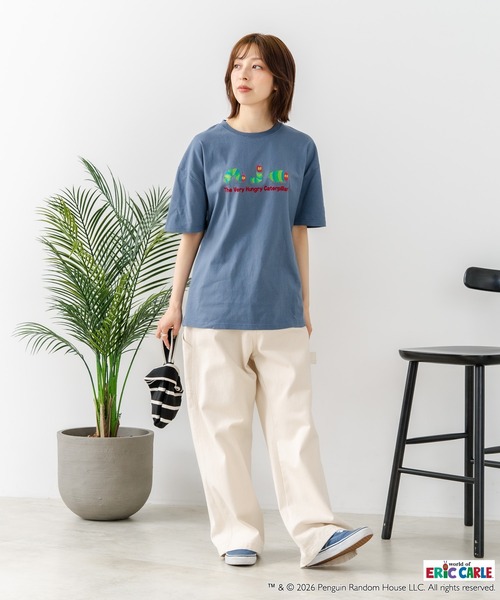 JEANS MATE(ジーンズメイト)の「【はらぺこあおむし/The Very Hungry Caterpillar】【コットン100%のしっかりした生地 ドロップショルダー】オリジナルデザイン 刺繍Tシャツ エリック・カール 絵本 キャラクター グッズ ユニセックス(Tシャツ/カットソー・メンズ・ホワイト系その他/ホワイト系その他3/ブラック系その他2/ブラック系その他3/ブルー系その他/ベージュ系その他2・MEDIUM/LARGE/SMALL)」の9枚目の写真