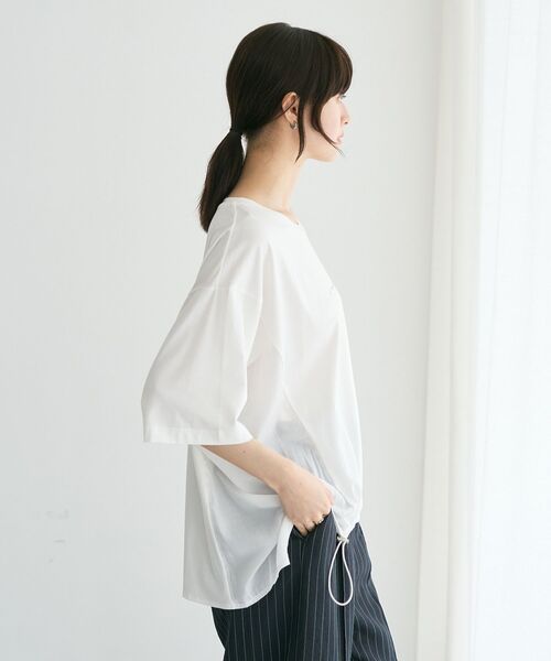 YECCA VECCA(イェッカヴェッカ)の「裾ドロストデザインロゴTee(Tシャツ/カットソー・レディース・ブラック/オフホワイト・FREE)」の5枚目の写真