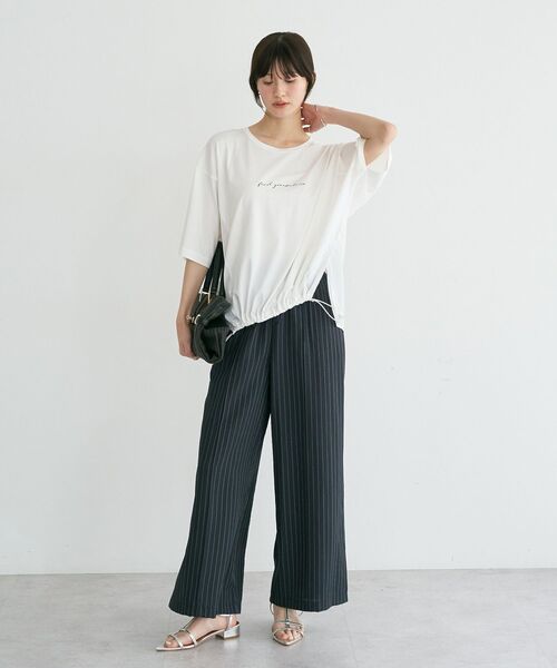 YECCA VECCA(イェッカヴェッカ)の「裾ドロストデザインロゴTee(Tシャツ/カットソー・レディース・ブラック/オフホワイト・FREE)」の8枚目の写真