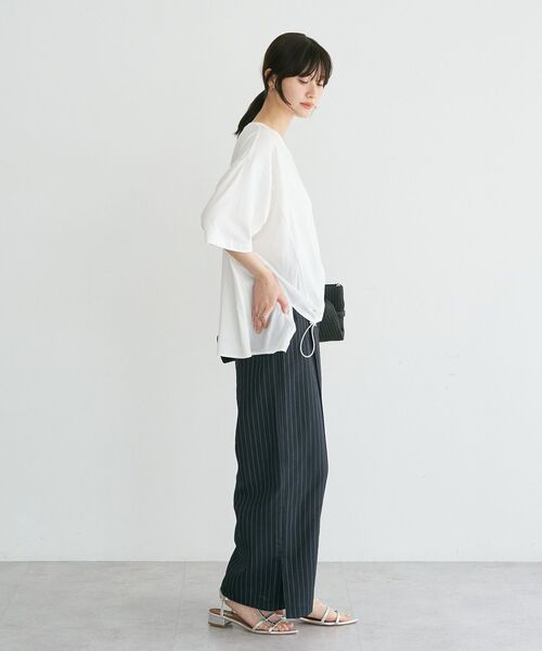 YECCA VECCA(イェッカヴェッカ)の「裾ドロストデザインロゴTee(Tシャツ/カットソー・レディース・ブラック/オフホワイト・FREE)」の9枚目の写真