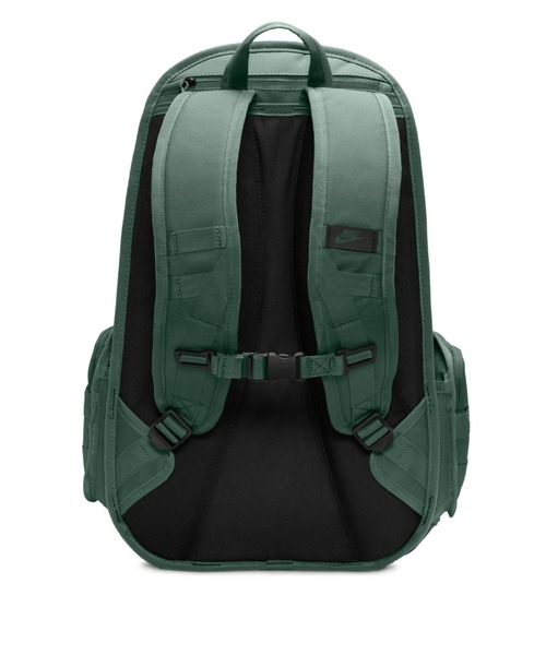 NIKE(ナイキ)の「ナイキ スポーツウェア RPM バックパック (26L) / Nike Sportswear RPM Backpack (26L) FD7544-323 Fir(バックパック/リュック・メンズ・カモフラージュ・ONE SIZE)」の4枚目の写真
