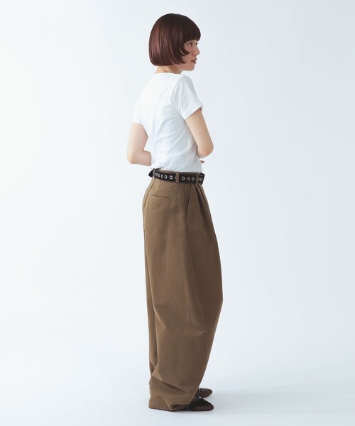 Ray BEAMS(レイビームス)の「JENNIE / Compact T-shirt(Tシャツ/カットソー・レディース・ホワイト/ホワイト系その他2・ONE SIZE)」の13枚目の写真