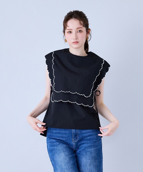 Audie a Muses(オーディアミューズ)の「スカラップ刺繍ダブルカラーブラウス(シャツ/ブラウス・レディース・ブラック/オフホワイト・38/42)」の1枚目の写真