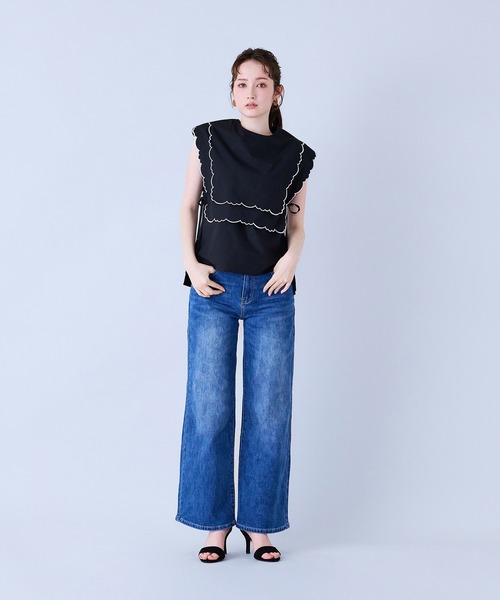 Audie a Muses(オーディアミューズ)の「スカラップ刺繍ダブルカラーブラウス(シャツ/ブラウス・レディース・ブラック/オフホワイト・38/42)」の12枚目の写真