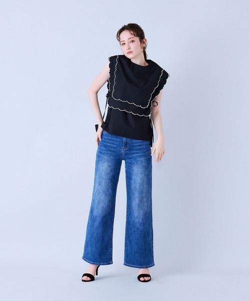 Audie a Muses(オーディアミューズ)の「スカラップ刺繍ダブルカラーブラウス(シャツ/ブラウス・レディース・ブラック/オフホワイト・38/42)」の13枚目の写真