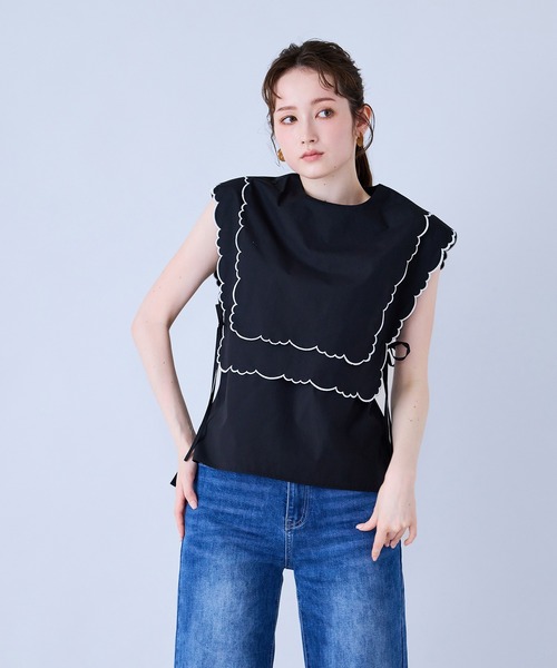 Audie a Muses(オーディアミューズ)の「スカラップ刺繍ダブルカラーブラウス(シャツ/ブラウス・レディース・ブラック/オフホワイト・38/42)」の19枚目の写真