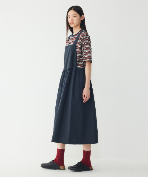 STUDIO TOMBOY(スタジオトムボーイ)の「バックリボンレイヤードワンピース_ダークネイビー 9176241981(ワンピース・レディース・ネイビー・OS)」の4枚目の写真