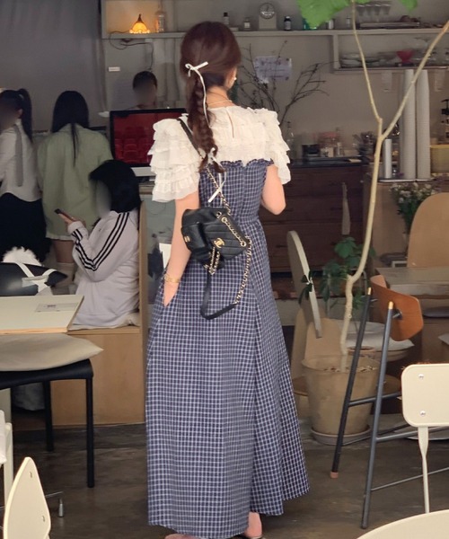 2ly2(トゥーリートゥー)の「ギンガムチェックキャミオールインワン レディース ワイドパンツ サロペット(つなぎ/オールインワン・レディース・アイボリー/ネイビー・FREE)」の3枚目の写真