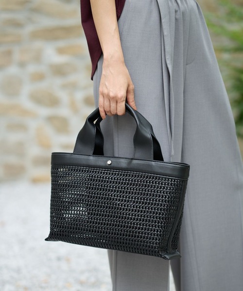 Elura(エルーラ)の「【cache cache(カシュカシュ)】横長メッシュトート/689402(トートバッグ・レディース・ブラウン系その他2/ブラック/オフホワイト・FREE)」の2枚目の写真