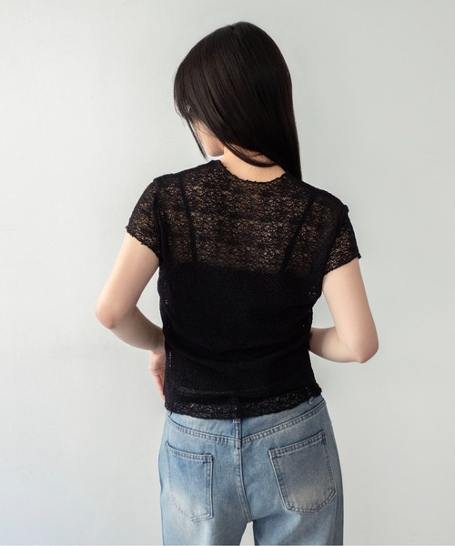 on:nue(オンニュ)の「【on:nue】カラミレース半袖サマーニット(ニット/セーター・レディース・ホワイト/ブラック/ブラウン/ベージュ・FREE)」の7枚目の写真