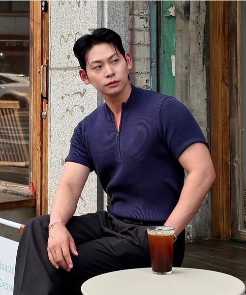 PHOS333(フォースサンサンサン)の「M Slim Fit Half Zip Knit/Navy(ニット/セーター・メンズ・その他・FREE)」の4枚目の写真