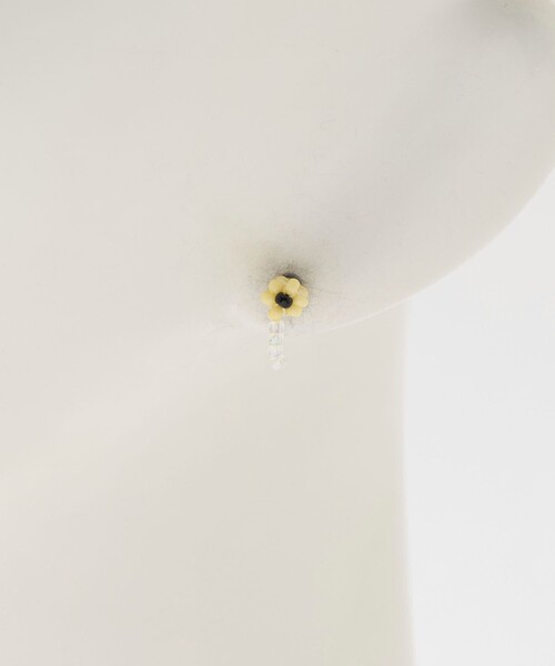 Steven Alan(スティーブンアラン)の「<Pura Utz>YELLOW FLOWER EAR STICK/シングルピアス(ピアス(片耳用)・レディース・イエロー・FREE)」の8枚目の写真