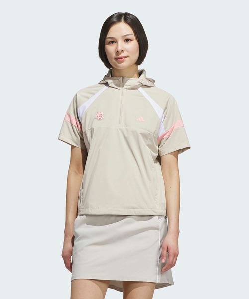 adidas(アディダス)の「ハーフジップ フード付きアノラックジャケット 半袖 / ハーフジップ【adidas Golf/アディダスゴルフ】(ポンチョ・レディース・イエロー/ベージュ・XX-LARGE/LARGE/MEDIUM/SMALL/X-LARGE/X-SMALL)」の2枚目の写真
