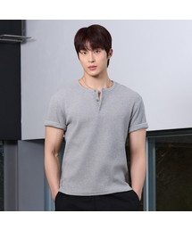 HYOJI（ヒョージ）の「26 SS セミクロップワッフルヘンリーネック半袖Tシャツ (3カラー)（Tシャツ/カットソー）」