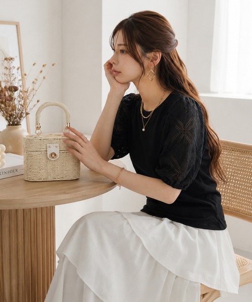 itto...(イット)の「袖レースパフスリーブトップス(Tシャツ/カットソー・レディース・オフホワイト/ブラック・M)」の15枚目の写真