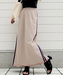 Q（キュー）の「サイドライン裏毛スカート（スカート）」