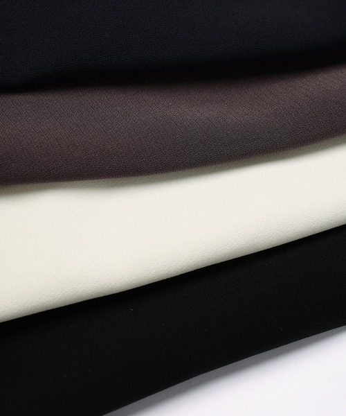 CULLNI(クルニ)の「Triacetate Airy Cloth Wrap Long Sleeve Pullover(Tシャツ/カットソー・メンズ・オフホワイト/ネイビー/ブラウン/ブラック・2/1/0)」の6枚目の写真