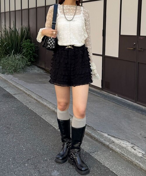 CIAOPANIC(チャオパニック)の「ティアードフリルショートパンツ(その他パンツ・レディース・ブラック/ホワイト・ONE SIZE)」の17枚目の写真