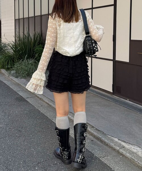 CIAOPANIC(チャオパニック)の「ティアードフリルショートパンツ(その他パンツ・レディース・ブラック/ホワイト・ONE SIZE)」の19枚目の写真