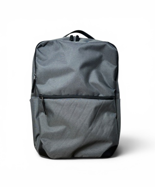 CHELSEA New York（チェルシーニューヨーク）の「ユニスクエアリュック_16L（バックパック/リュック・メンズ・ブラック×ブラック/ブラック系その他3/ホワイト系3/チャコールグレー・FREE）」の4枚目の写真