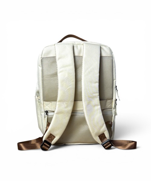 CHELSEA New York（チェルシーニューヨーク）の「ユニスクエアリュック_16L（バックパック/リュック・メンズ・ブラック×ブラック/ブラック系その他3/ホワイト系3/チャコールグレー・FREE）」の6枚目の写真