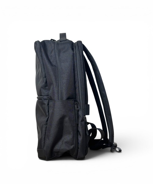 CHELSEA New York（チェルシーニューヨーク）の「ユニスクエアリュック_16L（バックパック/リュック・メンズ・ブラック×ブラック/ブラック系その他3/ホワイト系3/チャコールグレー・FREE）」の13枚目の写真