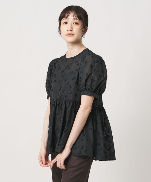 UNITED ARROWS(ユナイテッドアローズ)の「ブーケ カットジャガード ブラウス(シャツ/ブラウス・レディース・ネイビー/ブラック/その他1・FREE)」の7枚目の写真