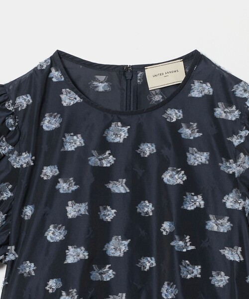 UNITED ARROWS(ユナイテッドアローズ)の「ブーケ カットジャガード ブラウス(シャツ/ブラウス・レディース・ネイビー/ブラック/その他1・FREE)」の18枚目の写真