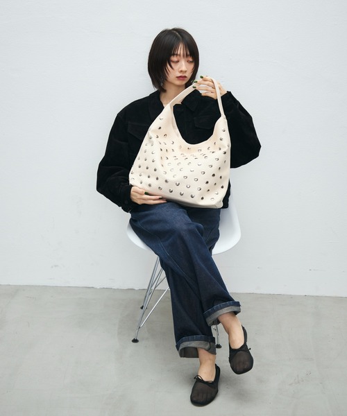 TONER(トナー)の「シルバースタッズワンショルダーバッグ/ドットボタン(ショルダーバッグ・レディース・ホワイト/ブラック/ブラウン/ダークブラウン・FREE)」の18枚目の写真