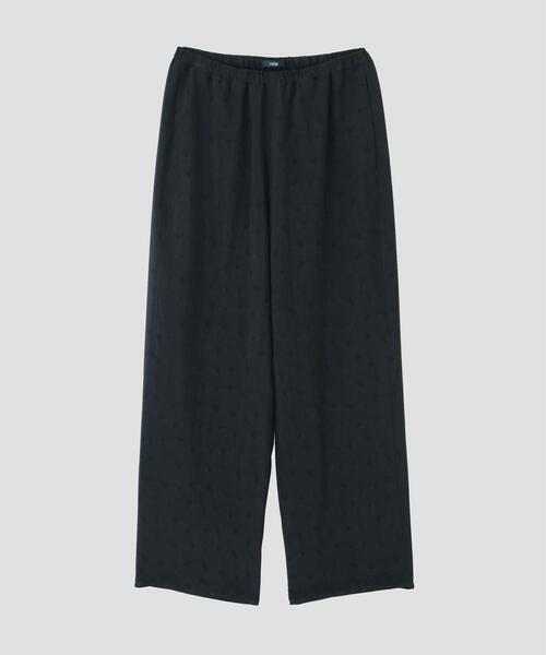 YLEVE(イレーヴ)の「YLEVE / CUPRO JACQUARD TROUSERS(その他パンツ・レディース・グレー系その他4・1)」の7枚目の写真