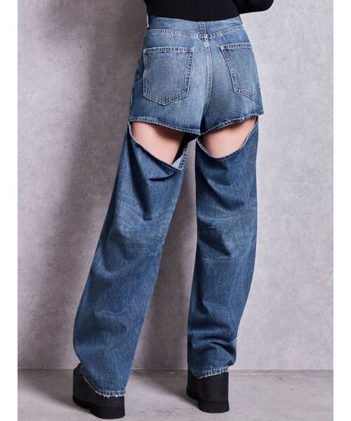 GYDA(ジェイダ)の「ハイウエストBACK OPEN BARREL LEGデニムパンツ(デニムパンツ・レディース・ブルー/インディゴブルー・MEDIUM/SMALL/X-SMALL)」の2枚目の写真