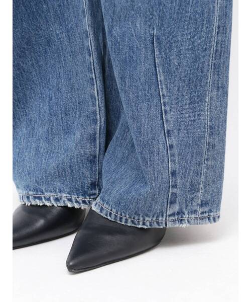 GYDA(ジェイダ)の「ハイウエストBACK OPEN BARREL LEGデニムパンツ(デニムパンツ・レディース・ブルー/インディゴブルー・MEDIUM/SMALL/X-SMALL)」の20枚目の写真