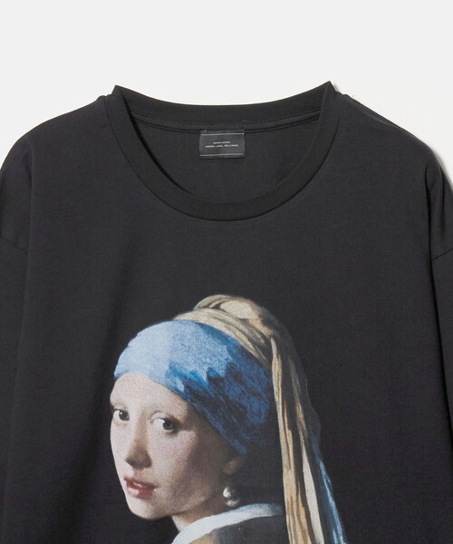 green label relaxing（グリーンレーベルリラクシング）の「フェルメール クルーネック プリント 長袖 Tシャツ（Tシャツ/カットソー・メンズ・その他1/ブラック/その他2・S/XL/L/M）」の18枚目の写真