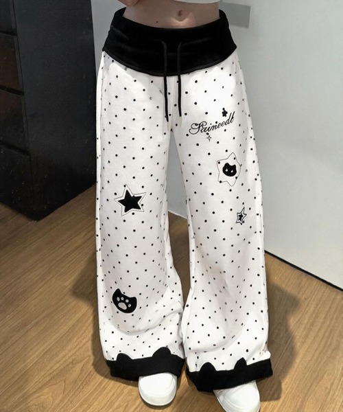 AsheKsha(アシクシャ)の「水玉星プリントワイドレジャーパンツ(その他パンツ・レディース・ブラック/ホワイト・F)」の6枚目の写真