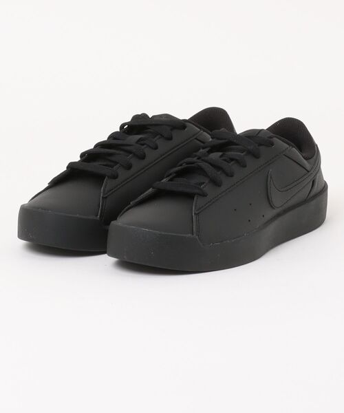 NIKE(ナイキ)の「NIKE ナイキ W COURT HERITAGE SL レディーススニーカー(ウィメンズコートヘリテージSL) IQ9696-004 ブラック/ブラック/ブラック/アンスラサイト(スニーカー・レディース・ブラック×ブラック・23.5cm/23.0cm/24.0cm/25.0cm/22.5cm/24.5cm)」の1枚目の写真