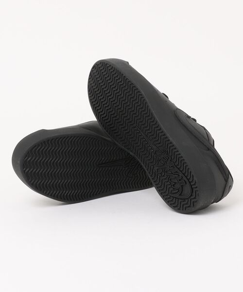 NIKE(ナイキ)の「NIKE ナイキ W COURT HERITAGE SL レディーススニーカー(ウィメンズコートヘリテージSL) IQ9696-004 ブラック/ブラック/ブラック/アンスラサイト(スニーカー・レディース・ブラック×ブラック・23.5cm/23.0cm/24.0cm/25.0cm/22.5cm/24.5cm)」の3枚目の写真