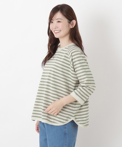 one'sterrace(ワンズテラス)の「綿天竺ラグランワイド7分袖ボーダープルオーバー(Tシャツ/カットソー・レディース・ブルー系その他7/ブラウン系8/ブラック系8/パープル系2/カーキ系5・02)」の3枚目の写真