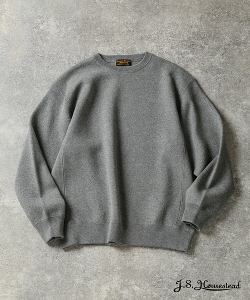 JOURNAL STANDARD J.S HOMESTEAD(ジャーナルスタンダードホームステッド)の「J.S.Homestead / コットン ポリ スウェット ライク クルー ニット(ニット/セーター・メンズ・カーキ/チャコールグレー/ブラック/レッド・MEDIUM/LARGE)」の2枚目の写真