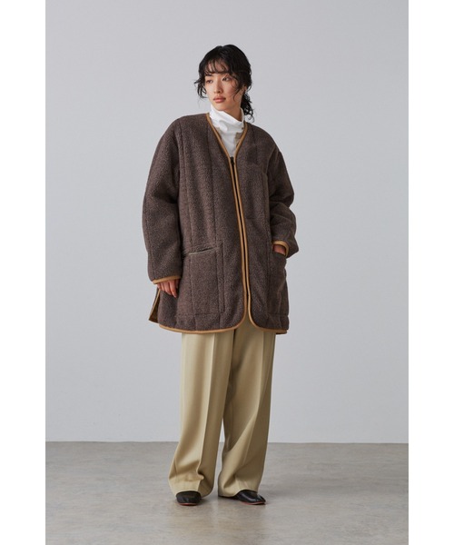 YLEVE(イレーヴ)の「LAVENHAM × YLEVE / COLLARLESS ZIP CO(ダウンジャケット/コート・レディース・カーキ・0)」の16枚目の写真