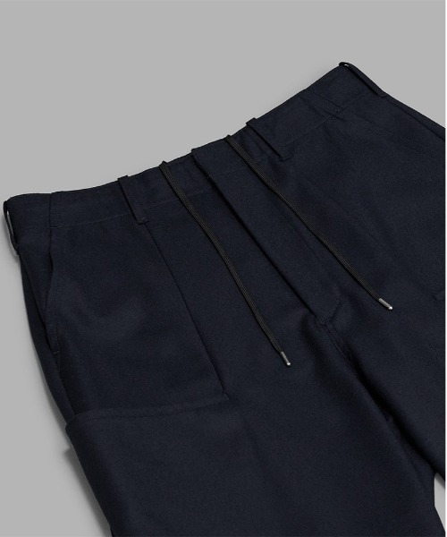 ENCOMING（インカミング）の「【ENCOMING】GERMETRY TROUSER（スラックス・メンズ・ダークネイビー・M）」の3枚目の写真